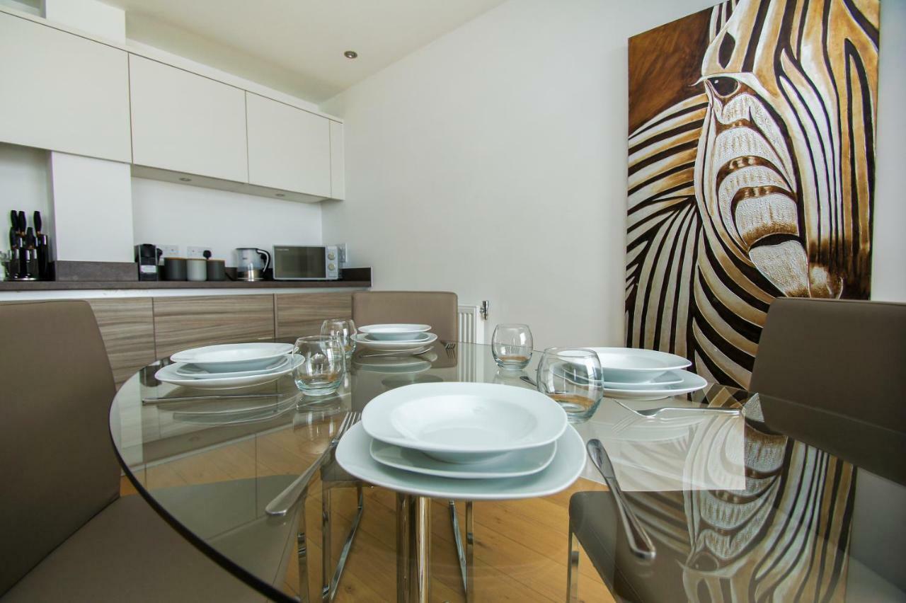 Orion Marina Sea View - Parking - By Brighton Holiday Lets Exterior photo
